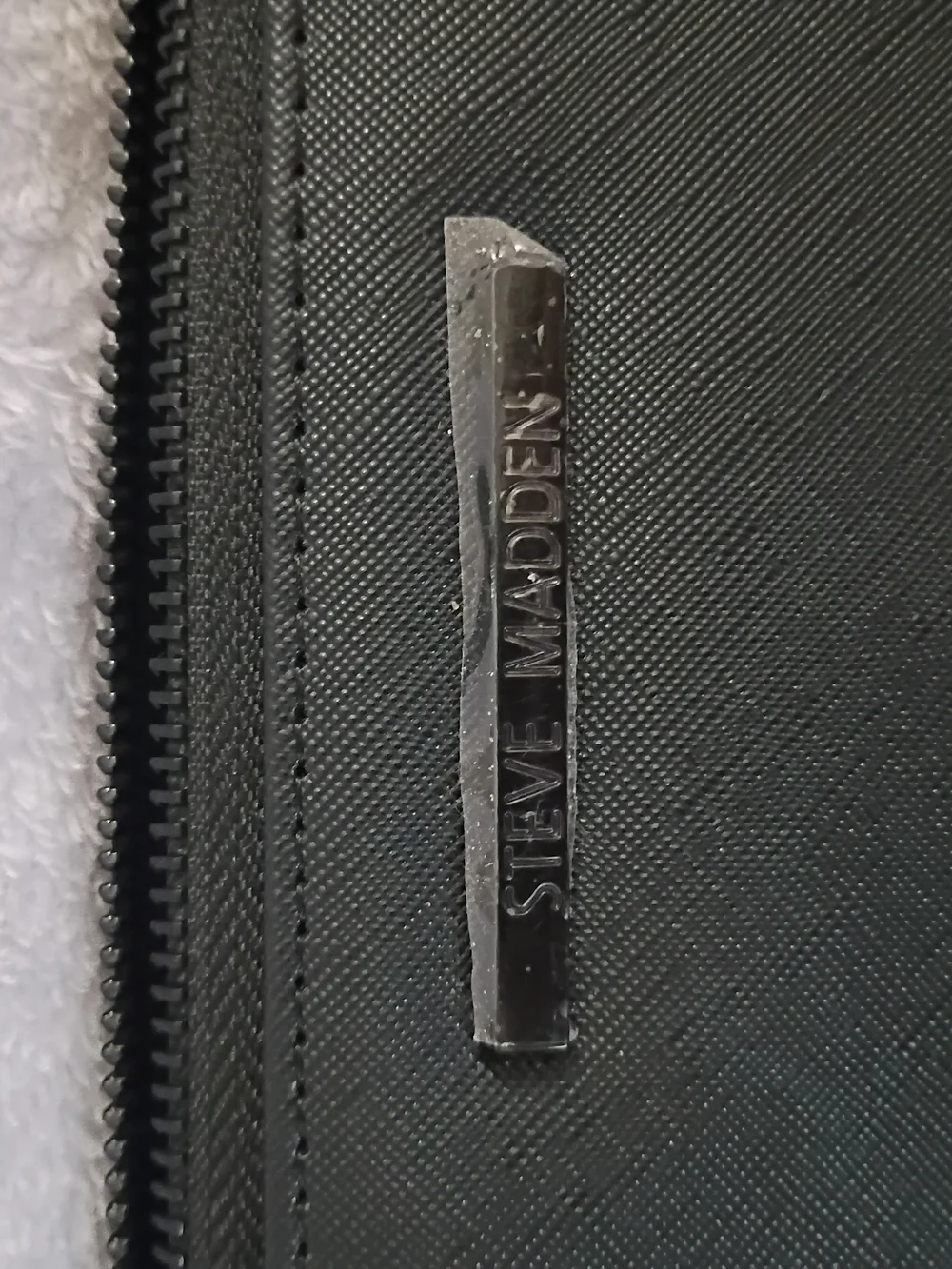Steve Madden Textured Black Zip Wallet with Metal Logo